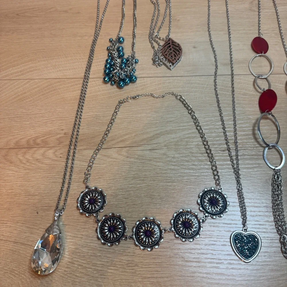 7pc Fashion Necklace Lot Silver Tone Statement Crystal Heart Leaf Beaded Boho